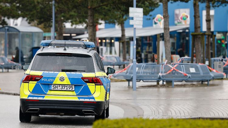Die Polizei schaut derzeit unter anderem in St.Peter-Ording sehr genau hin. 
