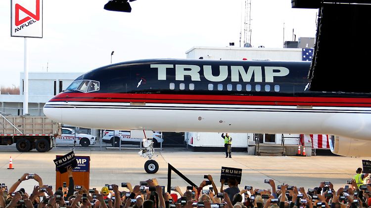 Wahlkampf mit Flugzeug: Trumps Boeing bekommt eine Generalüberholung.