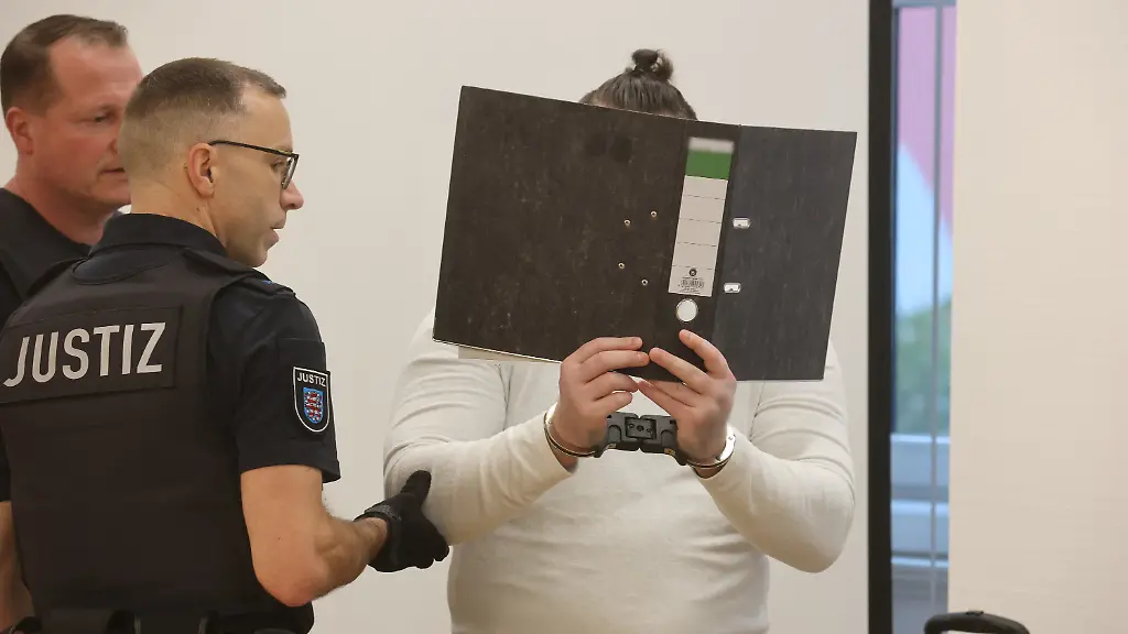 495b7f345176706b8497b61d5a16fb9e