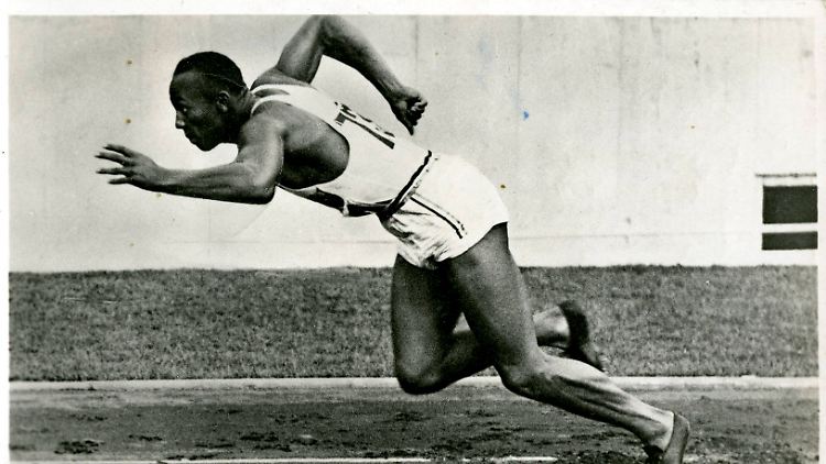 Schon vor seinen Olympia-Starts in Berlin ist Jesse Owens der Beste seines Sports.