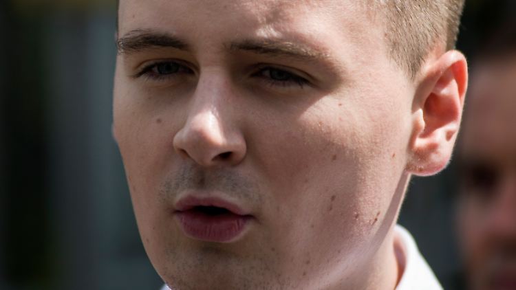 "Sie schreiben mir, dass wir als Nächstes an der Reihe sind, dass man uns nicht nach Belarus entführen, sondern in Warschau erschießen wird", sagte der Blogger Stepan Putilo.