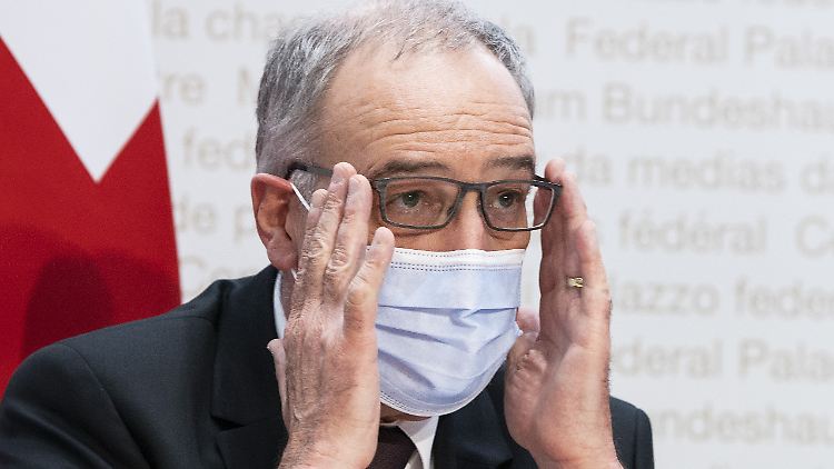 Der Schweizer Bundespräsident Guy Parmelin teilte mit, dass sein Land den geplanten Rahmenvertrag mit der EU nicht unterzeichnen werde.