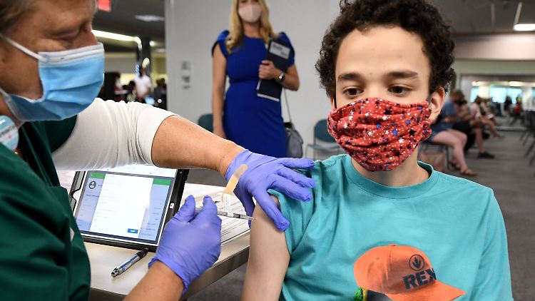 In den USA - hier in Melbourne in Florida - werden bereits Kinder mit dem Impfstoff von Biontech/Pfizer geimpft.