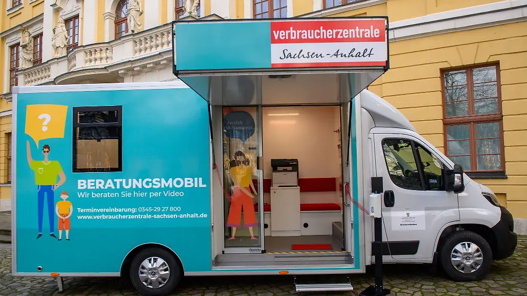 Ab-Januar-ist-das-Digimobil-zu-16-unterschiedlichen-Orten-in-Sachsen-Anhalt-unterwegs