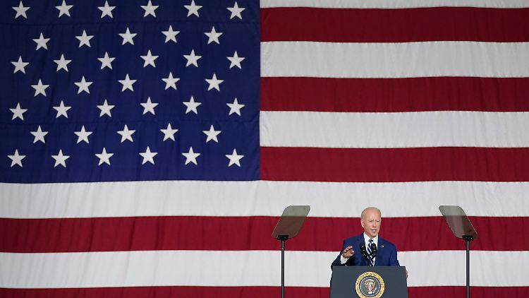 Kein kleines Karo: Staatsschulden von 122 Prozent des BIP schrecken Joe Biden nicht. 