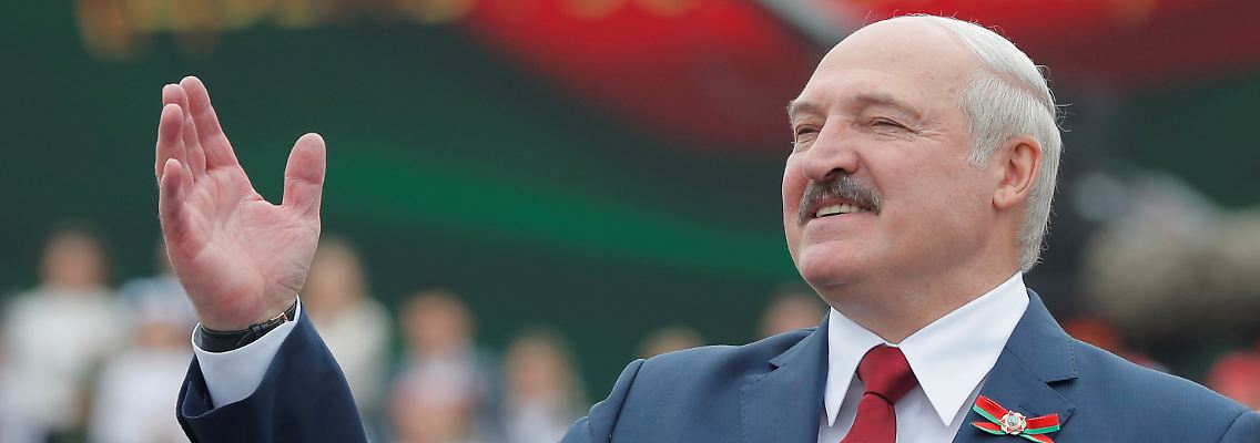 2021-02-16T000000Z_724039939_RC2MTL9GDA7G_RTRMADP_3_BELARUS-POLITICS-PROTESTS.JPG