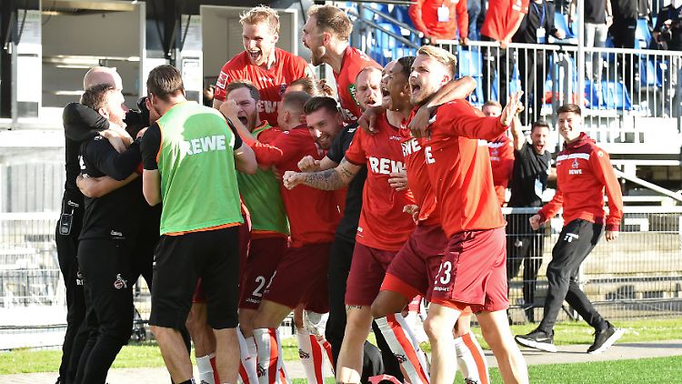 Grenzenloser Jubel: Der FC Köln schafft den Klassenerhalt.