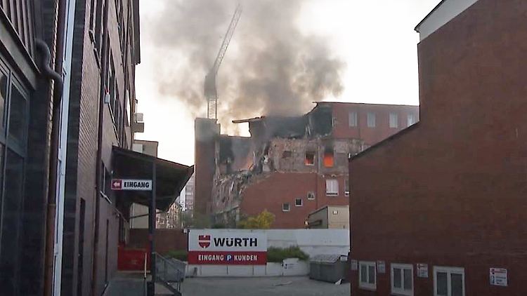 Hamburg Explosion.JPG