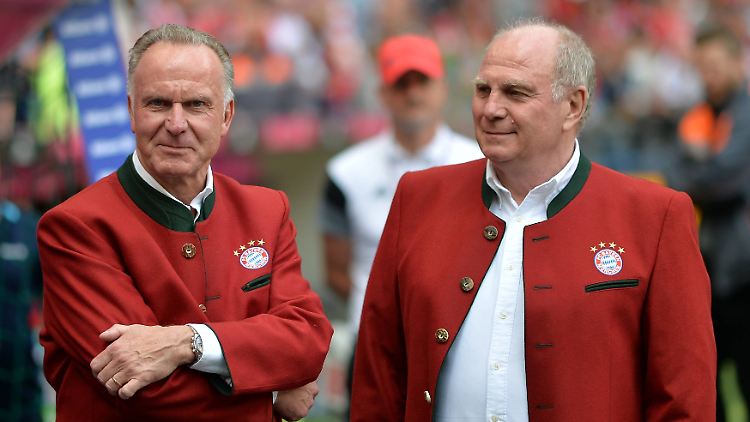 Karl-Heinz Rummenigge und Uli Hoeneß leiteten über Jahrzehnte die Geschicke des FC Bayern.