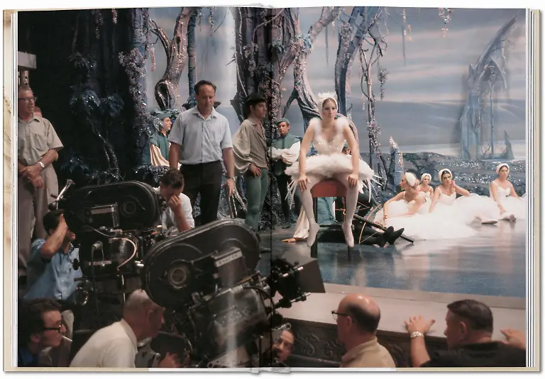 SCHAPIRO-SCHILLER-BARBRA-STREISAND-FO-GB-OPEN001-052-053-02214