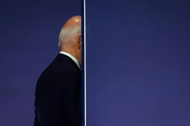 2024-12-02T100234Z-1806233550-RC27T8ATTQIT-RTRMADP-3-YEAR-END-2024-PHOTOS-BEST