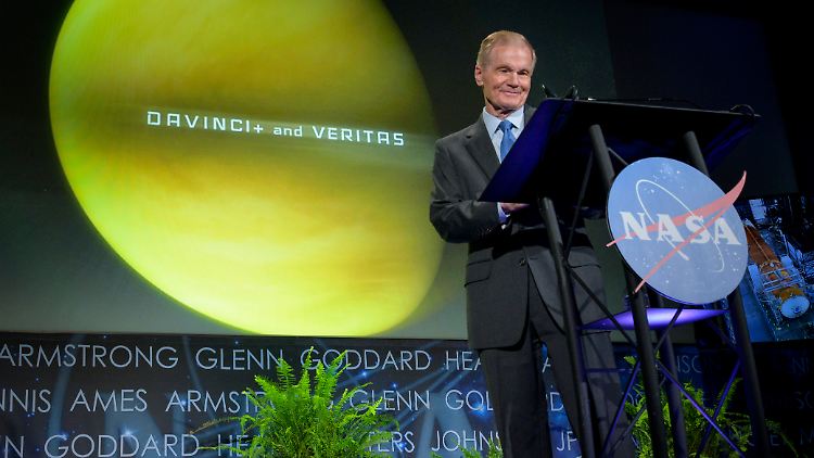 Nasa-Chef Bill Nelson stellt "Veritas" und "DaVinci+" vor.