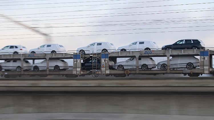Der Autoabsatz war nach Handelsschließungen und Produktionsstopp in der Corona-Krise eingebrochen.