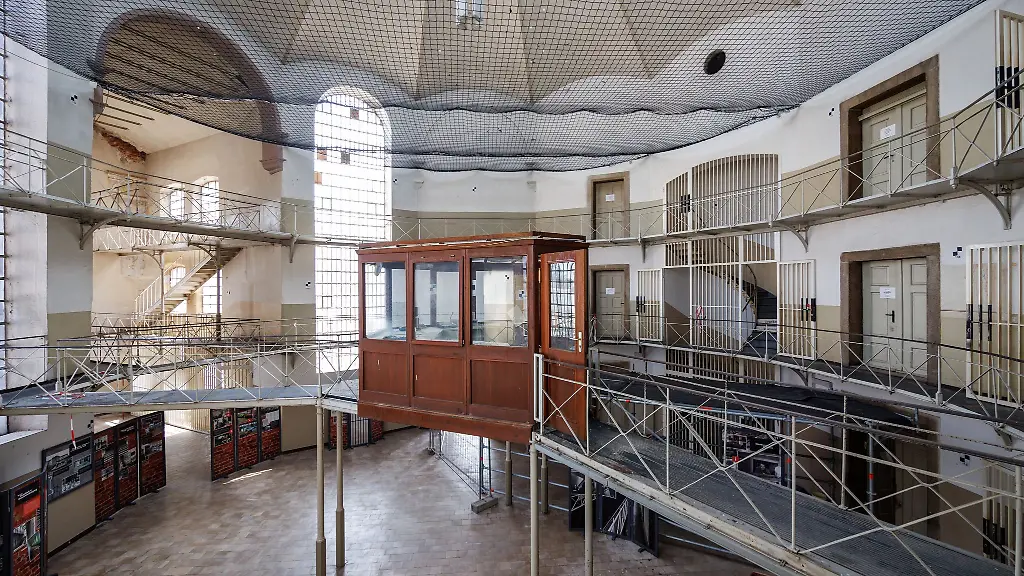 Die-Stadt-Nuernberg-kann-sich-kuenftig-eine-museale-Nutzung-des-Zellengefaengnisses-in-Kombination-mit-dem-Memorium-Nuernberger-Prozesse-vorstellen