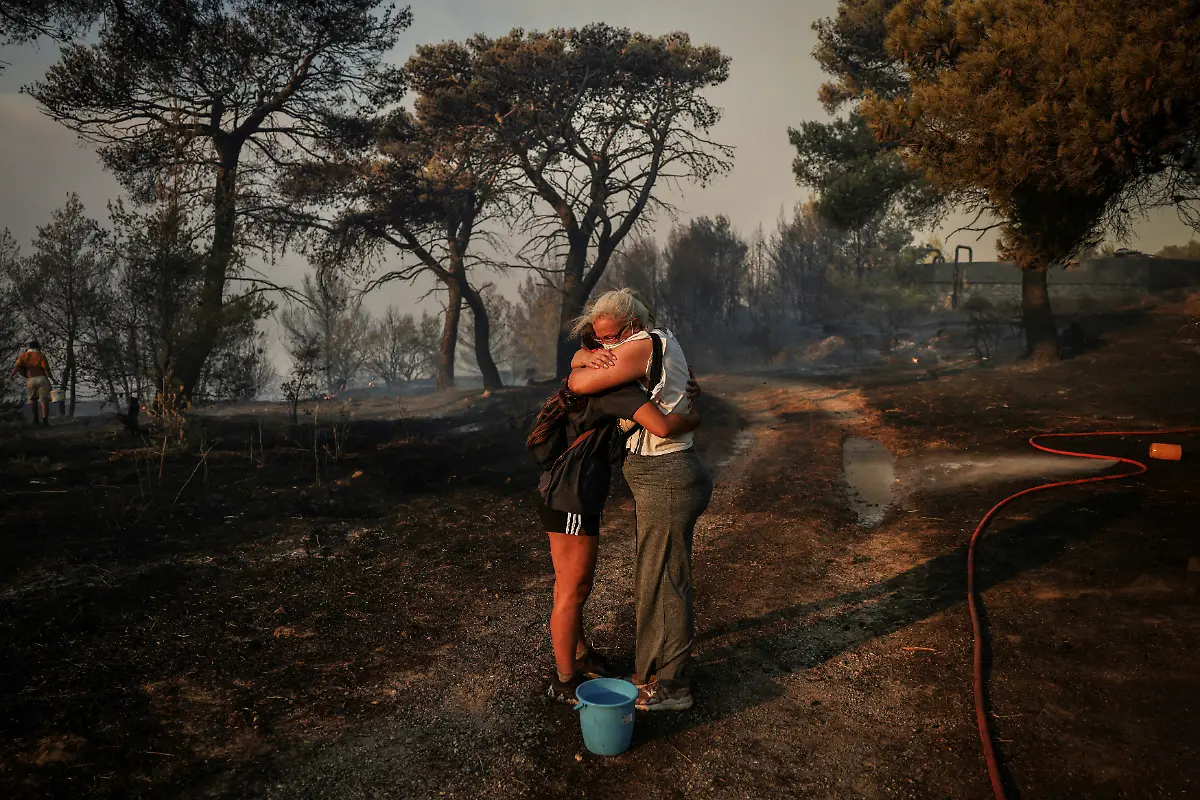 2024-12-02T100230Z-2046462617-RC28E9AYVJ3V-RTRMADP-3-YEAR-END-2024-PHOTOS-BEST