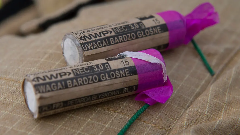 Illegale-Feuerwerkskoerper-koennen-lebensgefaehrlich-sein