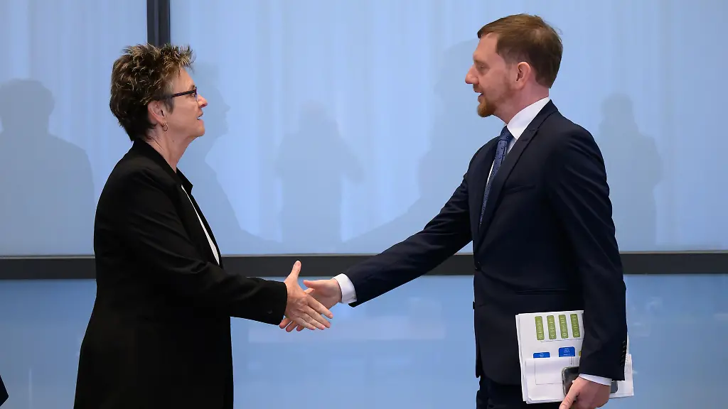 Das-Buendnis-Sahra-Wagenknecht-laedt-Regierungschef-Kretschmer-vor-Wahl-zum-Gespraech