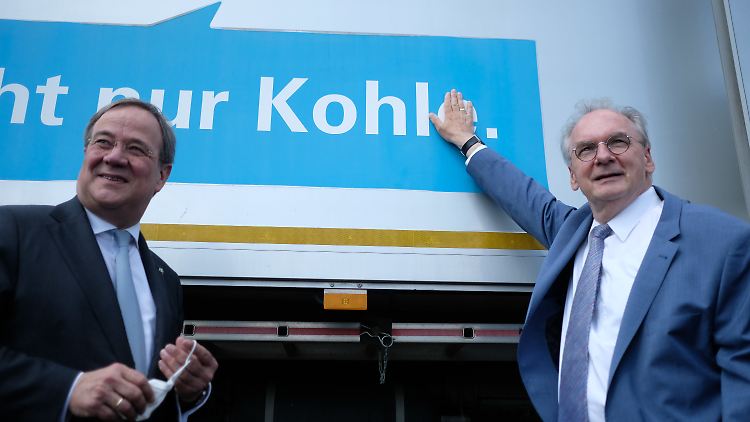 Ausgerechnet Reiner Haseloff könnte am Sonntag mit einem Wahlsieg dafür sorgen, dass Kanzlerkandidat Laschet ruhiger durch den Fluss kommt.
