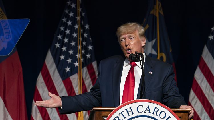 Trumps Auftritt hatte alle Merkmale seiner typischen Wahlkampfveranstaltungen.