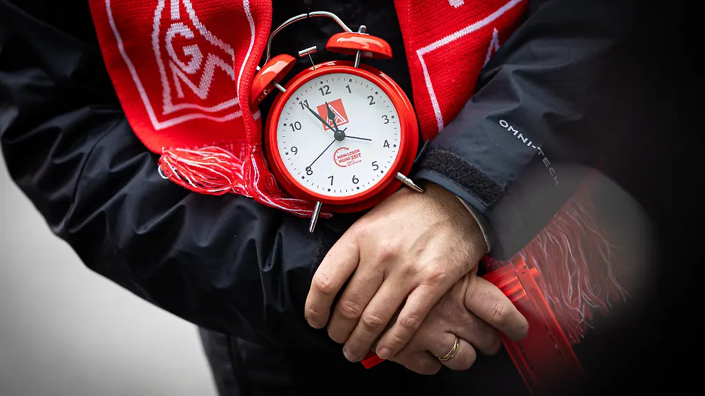 214517a3b40dcc6d14a89d1a5dd3ea26