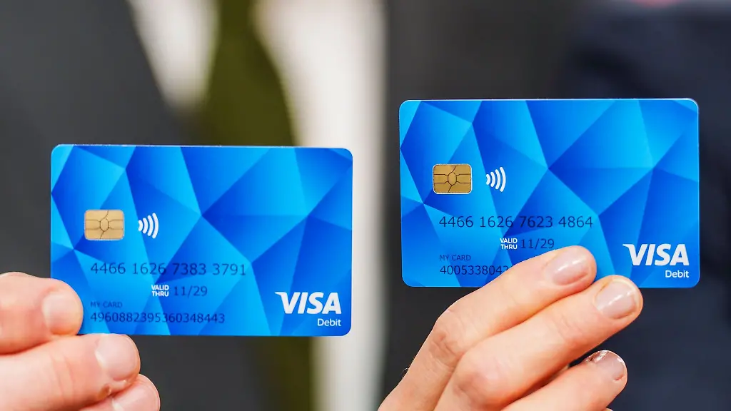 In-Hessen-formiert-sich-Protest-gegen-die-Bezahlkarte-fuer-Gefluechtete