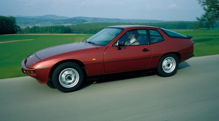 08-50-Jahre-Porsche-924-Nachfolger-des-VW-Porsche-914-Quelle-Porsche-AG