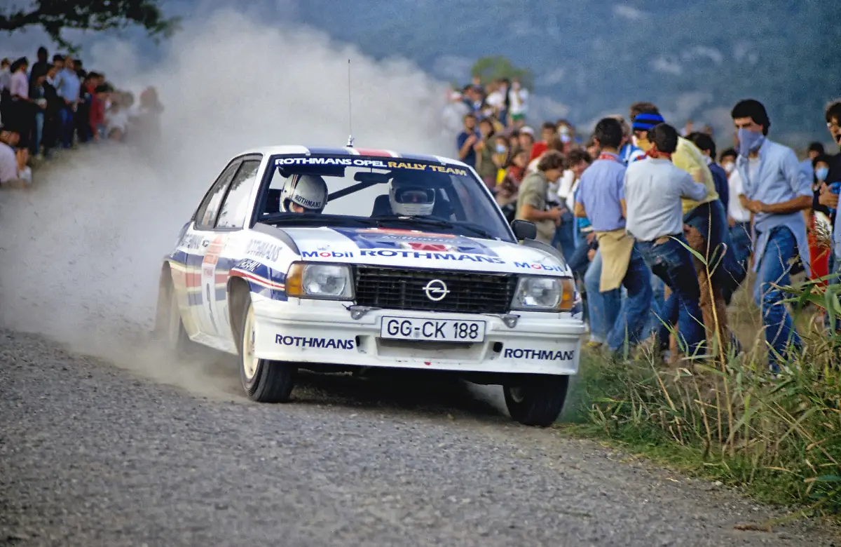 07-50-Jahre-Opel-Ascona-B-Rallyechampion-Walter-Roehrl-Quelle-Opel