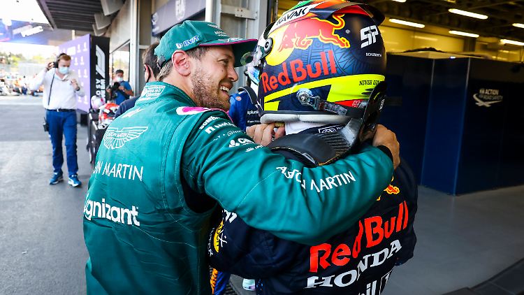 Ein seltenes Bild: Sebastian Vettel, glücklich.