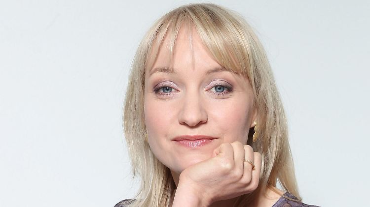 Ohne Impfung darf sie derzeit nicht vor die Kamera: Eva Herzig.