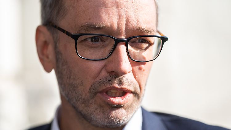 Es wird vermutet, dass die FPÖ unter Herbert Kickl politisch noch weiter nach rechts rücken könnte. 