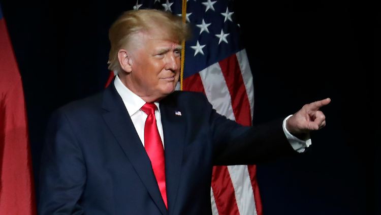 Trump kokettiert weiterhin mit einer Kandidatur 2024.