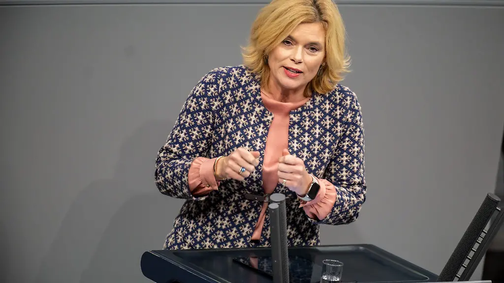 Die-rheinland-pfaelzische-CDU-zieht-voraussichtlich-mit-Julia-Kloeckner-als-Spitzenkandidatin-in-die-Bundestagswahl