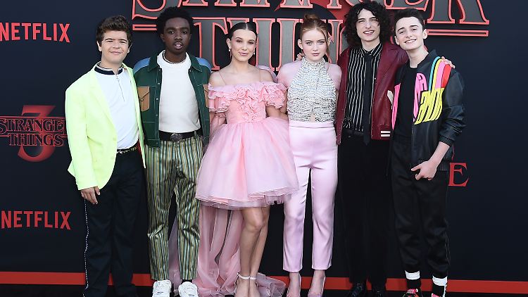 (Zu) lang her für die Fans: Die Hauptdarsteller aus "Stranger Things" bei der Premiere der dritten Staffel im Jahr 2019.