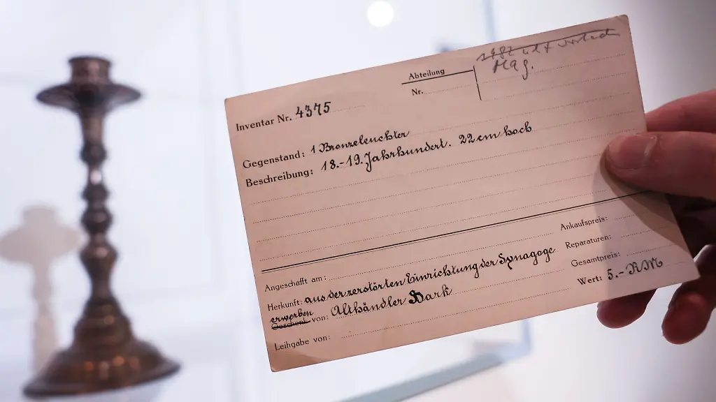 NS-Raubkunst-Kolonialismus-und-Enteignungen-in-der-DDR-Zeit-eine-spezielle-Forschungsstelle-unterstuetzt-Kultureinrichtungen-in-Nordrhein-Westfalen-bei-der-Suche-nach-entzogenen-Kulturobjekten-in-ihren-Bestaenden