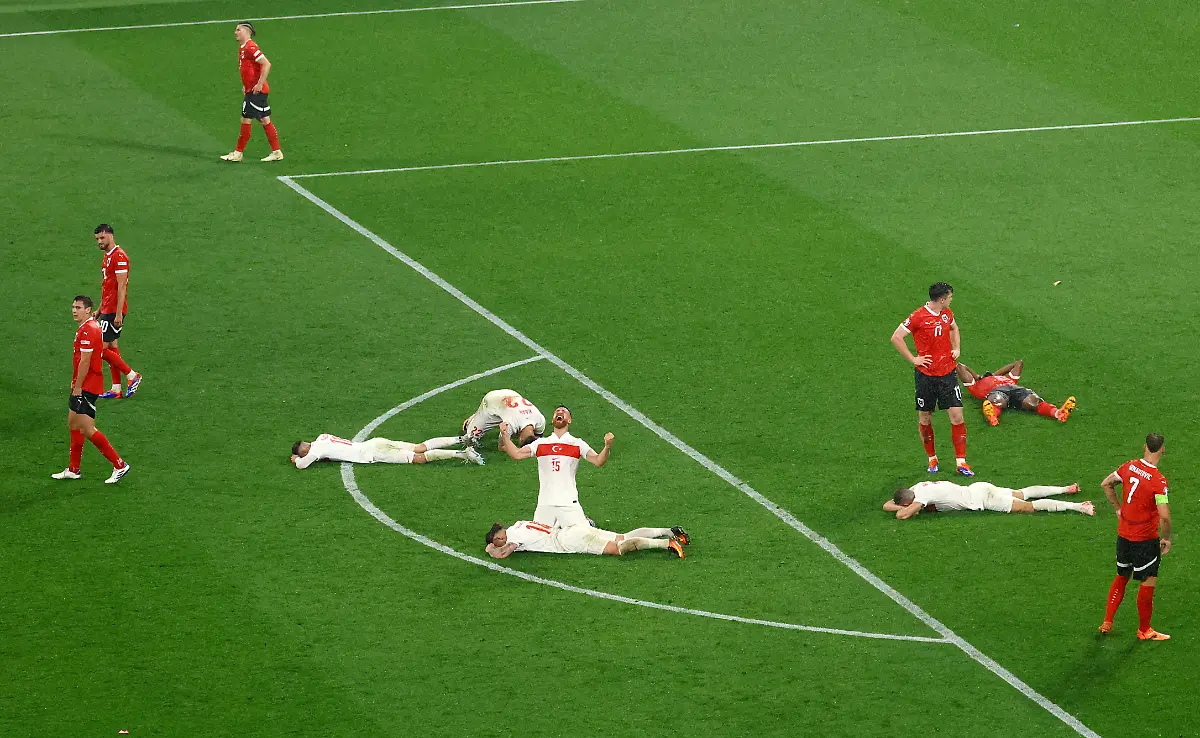 2024-07-02T000000Z-1297263358-UP1EK721MAMF4-RTRMADP-3-SOCCER-EURO-AUT-TUR-REPORT