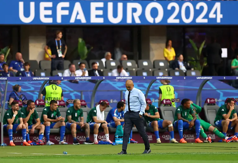 2024-06-29T000000Z-1889219000-UP1EK6T1DJGW1-RTRMADP-3-SOCCER-EURO-SWI-ITA-REPORT-1