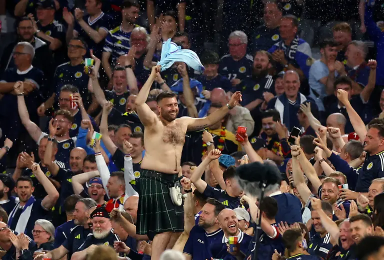 2024-06-14T000000Z-38598896-UP1EK6E1LYVHD-RTRMADP-3-SOCCER-EURO-GER-SCO-REPORT