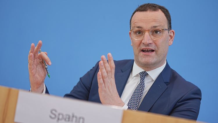 Für Jens Spahn bedarf es in einer Pandemielage auch mal neuer Beschaffungswege, falls die regulären nicht funktionieren.