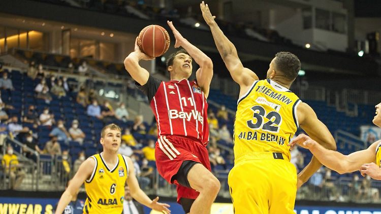 Er fliegt wieder: Bayerns serbischer Topstar Lucic holte 26 Punkte.