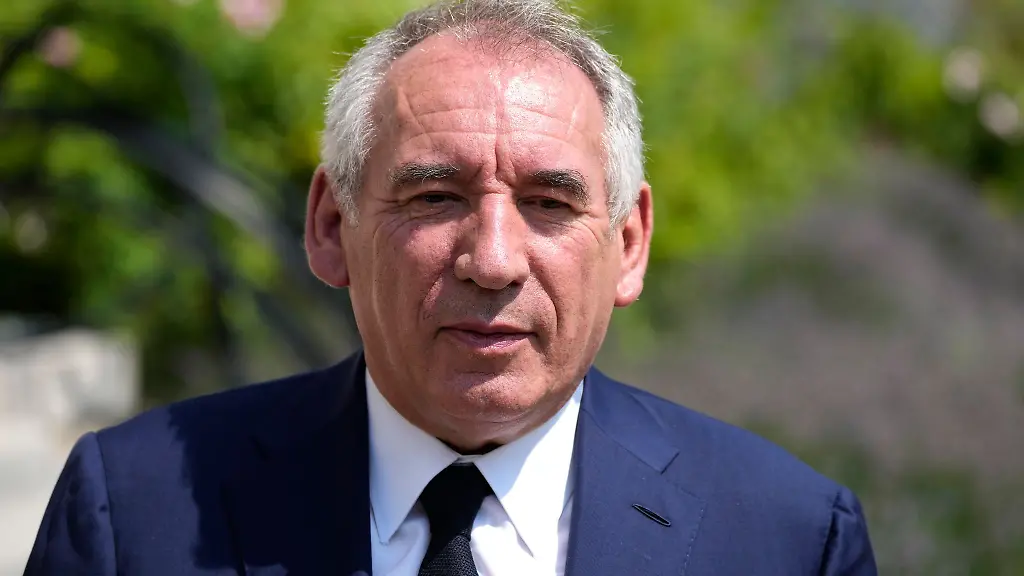 Auf-Bayrou-wartet-eine-schwierige-Regierungsbildung-Archivbild