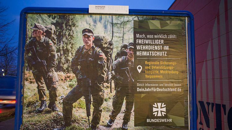 Die Bundeswehr bekam 9000 Bewerbungen auf 1000 freie Plätze.