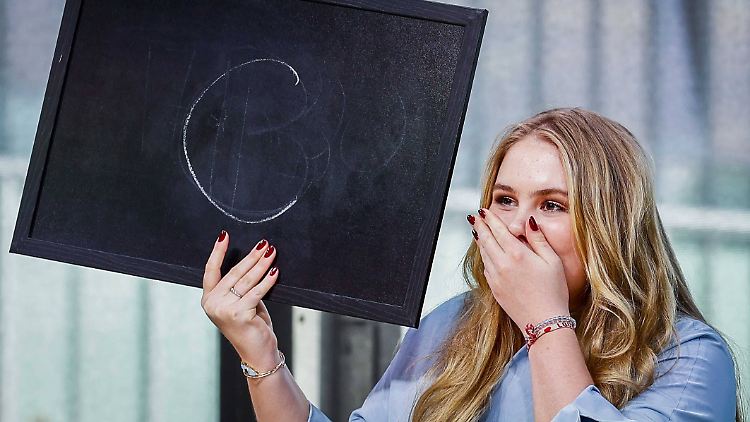 Hat das Abi in der Tasche: Prinzessin Amalia.