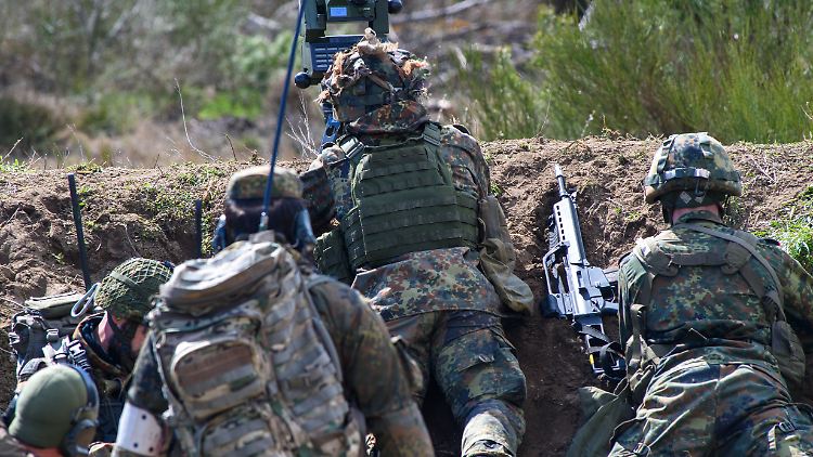 Neben Frankreich ist auch Deutschland mit der Bundeswehr  in Mali im Einsatz, um zur Stabilisierung des Landes beizutragen.