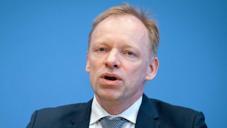 "Russland ist wichtig für den Energiemarkt", sagt Fuest bei ntv.