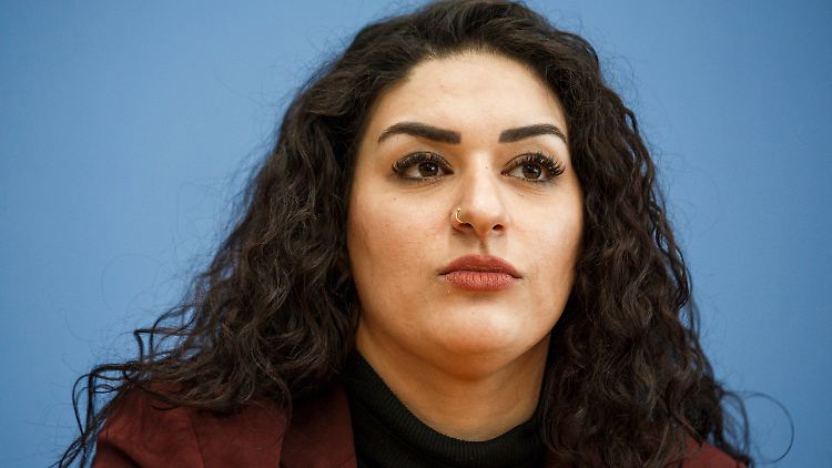 Die Linken-Politikerin Cansu Özdemir wirft der Bundesregierung vor, "Stress mit Diktator Erdogan" vermeiden zu wollen.