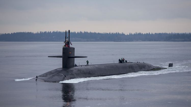 Auf der USS Pennsylvania (SSBN 735) sind Langstreckenraketen mit Atomsprengköpfen stationiert. 
