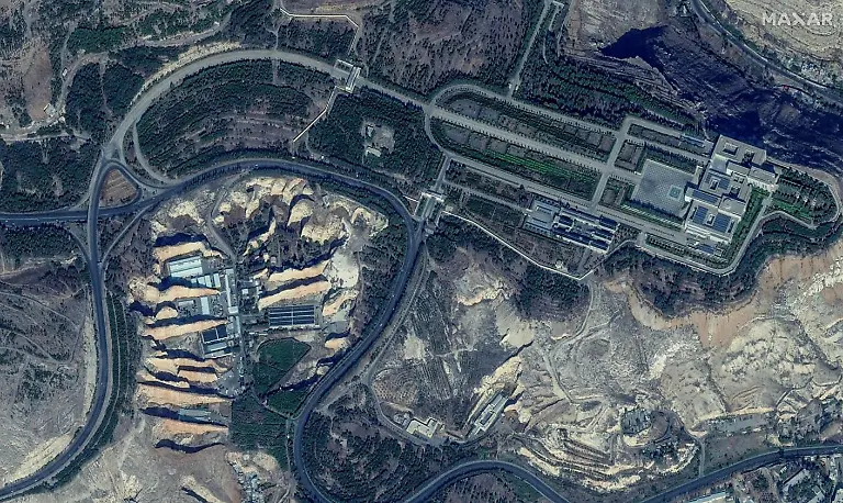 2024-12-09T001250Z-1456697610-RC2ZKBAB5X0J-RTRMADP-3-SYRIA-SECURITY-MAXAR-SATELLITE