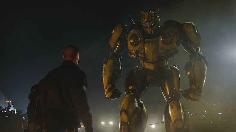 Regisseur Michael Bay brachte die "Transformers" auf die Leinwand, die "Pokémon Go"-Macher versuchen sich nun am Handy-Game.