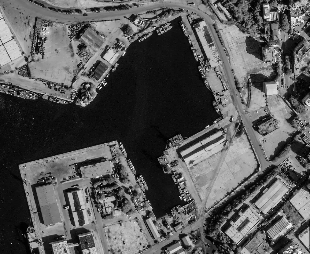 2024-12-10T222801Z-710555840-RC2BMBAWW0CA-RTRMADP-3-SYRIA-SECURITY-RUSSIA-SATELLITE