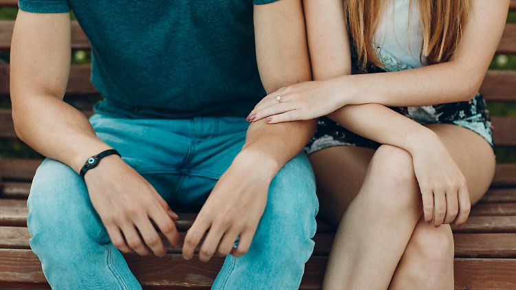 Studien zeigen: Online-Dating gewinnt in Corona-Zeiten an Beliebtheit.